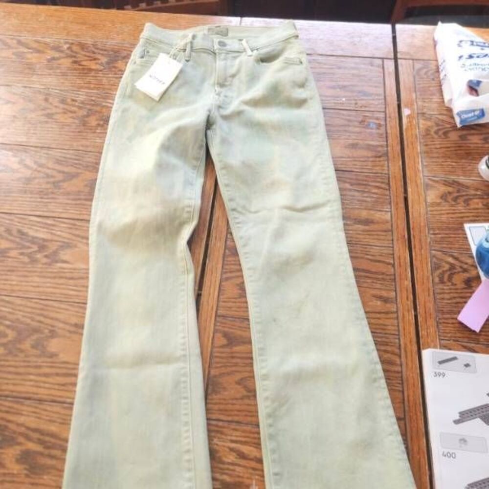 NWT Mother jean insider crop fray step pretty just strolled in the city sz 24